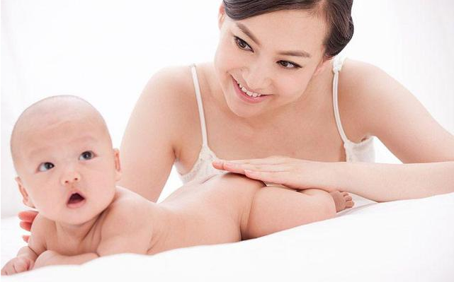 寶寶為什么容易出現(xiàn)紅屁股 寶寶紅屁股護理有什么講究