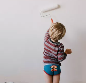 把孩子單獨留在車里會怎么樣 孩子單獨在車里的危害 把孩子單獨留在車里會怎么樣 孩子單獨在車里的危害