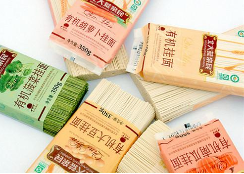 寶寶可以吃大人的面條嗎 寶寶面條輔食挑選指南 寶寶可以吃大人的面條嗎 寶寶面條輔食挑選指南