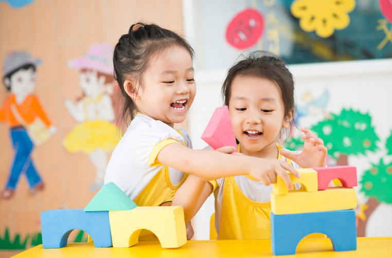 姓邱女孩名字簡單大方怎么起 姓邱的女孩名字詩意推薦