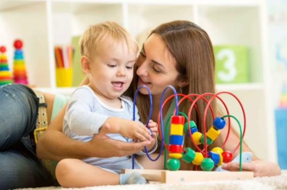 怎么給孩子挑選合適的玩具 科學的挑選兒童玩具