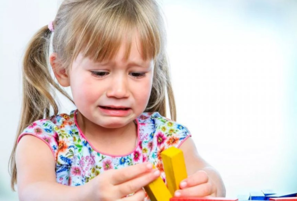 孩子愛發脾氣有什么好處 孩子愛發脾氣父母怎么辦