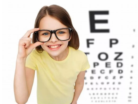 父母近視會遺傳給孩子嗎 父母視力好孩子不會近視嗎