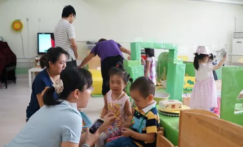 小孩上幼兒園要花多少錢 幼兒園有哪些其他費(fèi)用