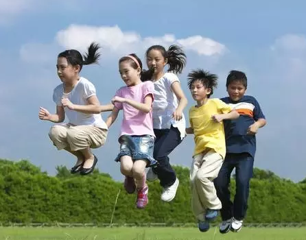 春季孩子跳繩有什么好處 孩子怎么樣跳繩可以長高 春季孩子跳繩有什么好處 孩子怎么樣跳繩可以長高