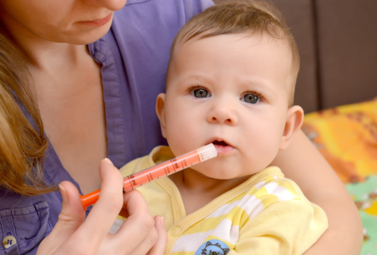 寶寶喂藥不配合怎么辦 常見寶寶喂藥誤區(qū) 寶寶喂藥不配合怎么辦 常見寶寶喂藥誤區(qū)