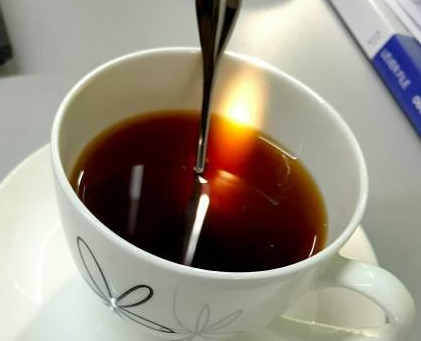 經期喝紅糖水可以緩解痛經嗎 經期喝紅糖水有什么好處 經期喝紅糖水可以緩解痛經嗎 經期喝紅糖水有什么好處