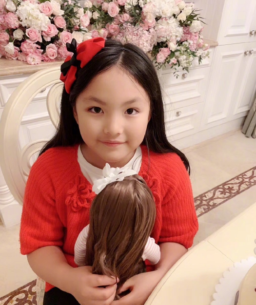 王詩齡手鏈是什么牌子的 王詩齡手鏈價值五萬塊是真的嗎