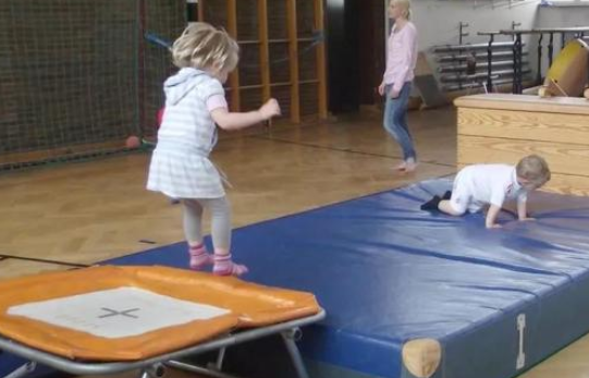 春天孩子做什么運(yùn)動(dòng)好 做什么運(yùn)動(dòng)長得高