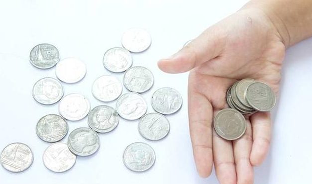 孩子幾歲可以給零花錢 給孩子零花錢的正確方式 孩子幾歲可以給零花錢 給孩子零花錢的正確方式