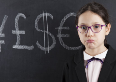 王詩齡帶五萬元手鐲 家長如何給孩子樹立正確的金錢觀 王詩齡帶五萬元手鐲 家長如何給孩子樹立正確的金錢觀