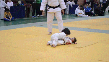 孩子多大可以學跆拳道 練多久能拿到黑帶 孩子多大可以學跆拳道 練多久能拿到黑帶