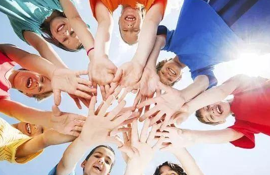 培養孩子社交能力的親子游戲 適合提升孩子社交能力的親子游戲 培養孩子社交能力的親子游戲 適合提升孩子社交能力的親子游戲