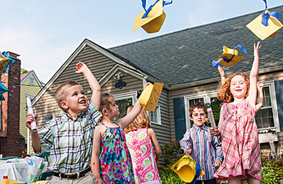 上學路上怎么叮囑孩子好 幼兒園的路上給孩子說什么好 上學路上怎么叮囑孩子好 幼兒園的路上給孩子說什么好