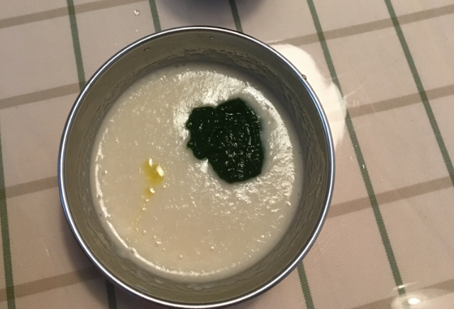 孩子幾個(gè)月大可以吃輔食 什么時(shí)候給他吃輔食比較好