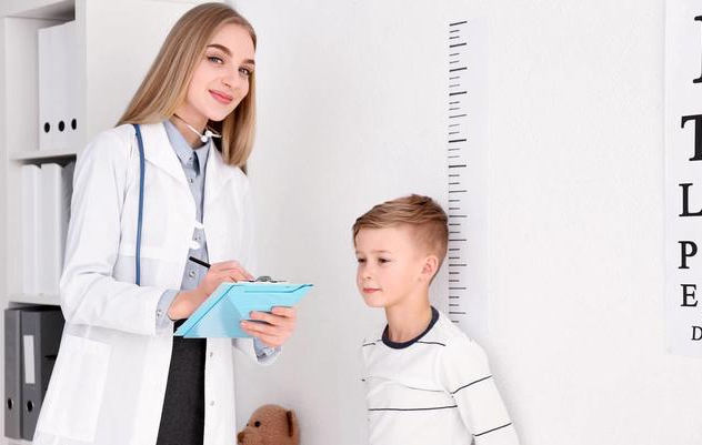 給孩子打生長激素好嗎 孩子矮小打生長激素有副作用嗎 給孩子打生長激素好嗎 孩子矮小打生長激素有副作用嗎