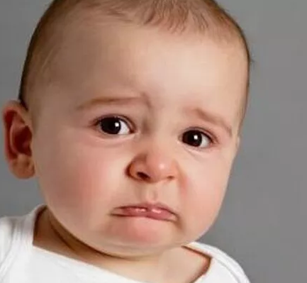 寶寶每次喝奶都會拉粑粑怎么如何預防寶寶便秘 寶寶每次喝奶都會拉粑粑怎么如何預防寶寶便秘