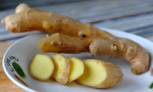 女性吃生姜有哪些好處 女性吃生姜注意事項(xiàng)