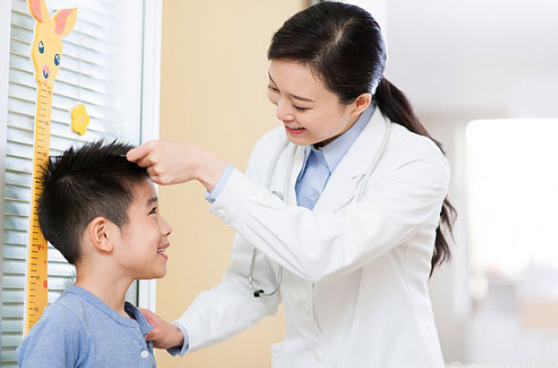 孩子能不能長高看哪3個部位 孩子長高看哪里 孩子能不能長高看哪3個部位 孩子長高看哪里