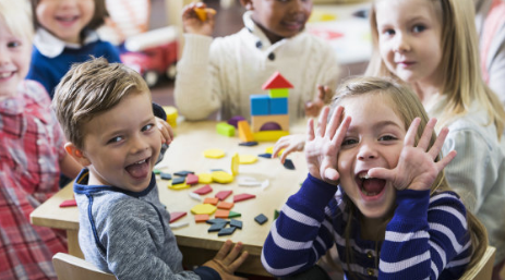 幼兒園開學大班自我介紹怎么說 幼兒園大班自我介紹范本