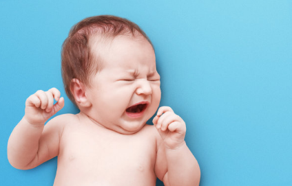 寶寶愛放屁媽媽要注意了 寶寶愛放屁是什么原因