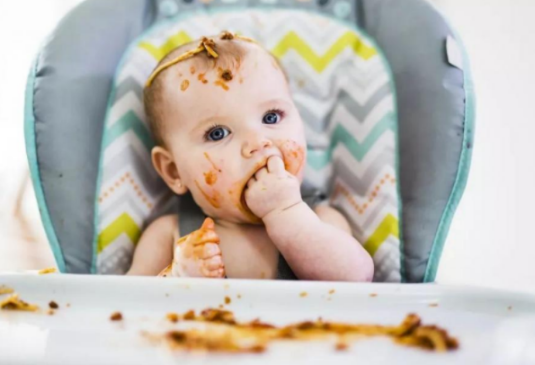 寶寶愛吃手怎么戒掉 寶寶愛吃手什么時候戒掉好 寶寶愛吃手怎么戒掉 寶寶愛吃手什么時候戒掉好