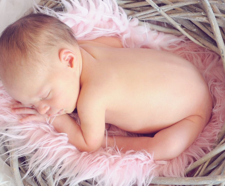 新生兒腦部損傷會(huì)有這些異常表現(xiàn) 新生兒腦部損傷表現(xiàn)