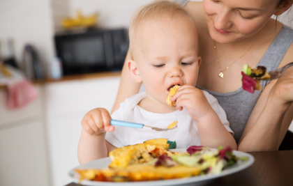 6個月的寶寶可以吃水果嗎 寶寶6個月能吃什么水果