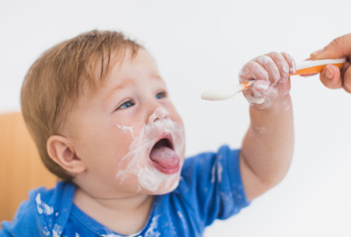 你會給孩子暴力斷奶嗎  如何科學給孩子斷奶