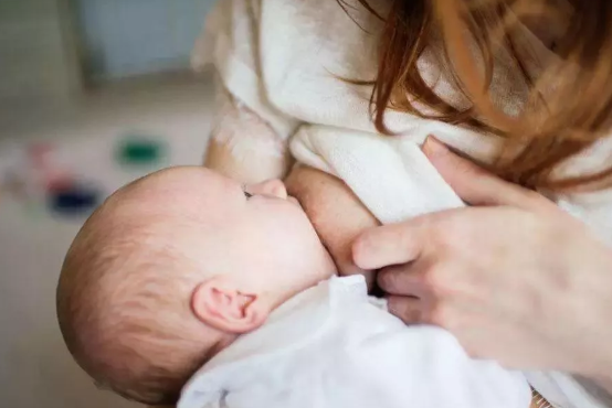 6個月內嬰兒純母乳喂養最好嗎 6個月內嬰兒純母乳喂養率高嗎 6個月內嬰兒純母乳喂養最好嗎 6個月內嬰兒純母乳喂養率高嗎