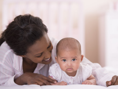 孩子睡覺老是搖頭是怎么回事 寶寶搖頭頭發磨沒了是什原因 孩子睡覺老是搖頭是怎么回事 寶寶搖頭頭發磨沒了是什原因