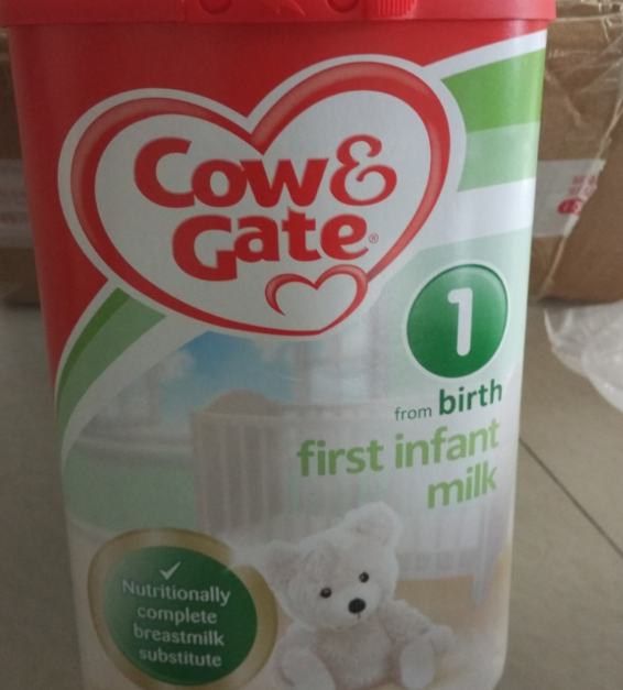 愛(ài)他美和英國(guó)牛欄奶粉哪個(gè)好 愛(ài)他美和英國(guó)牛欄對(duì)比測(cè)評(píng)