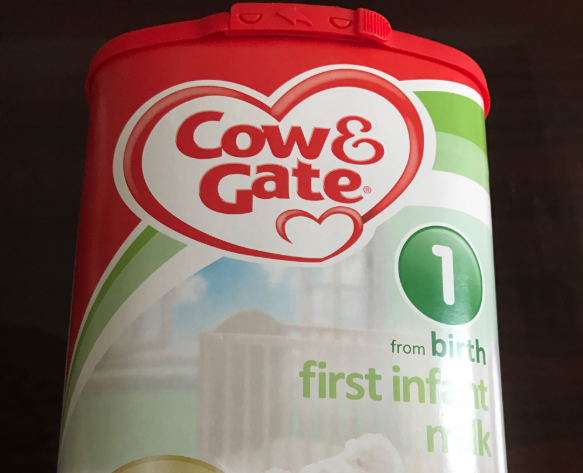 英國(guó)牛欄奶粉和荷蘭牛欄奶粉區(qū)別 英國(guó)牛欄一段奶粉測(cè)評(píng) 英國(guó)牛欄奶粉和荷蘭牛欄奶粉區(qū)別 英國(guó)牛欄一段奶粉測(cè)評(píng)