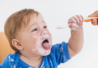 你會給孩子暴力斷奶嗎  如何科學給孩子斷奶