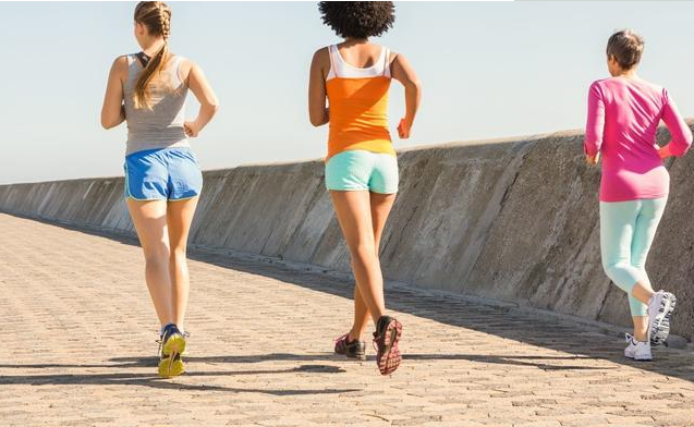 春季孩子長高的小技巧 ，孩子成長發(fā)育的3個長高個階段