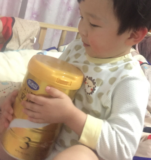 完達山奶粉和美素雅培哪個好 完達山奶粉和進口奶粉對比測評 完達山奶粉和美素雅培哪個好 完達山奶粉和進口奶粉對比測評