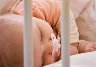寶寶要睡多久比較好 三個(gè)月到四歲月齡寶寶睡覺(jué)時(shí)間