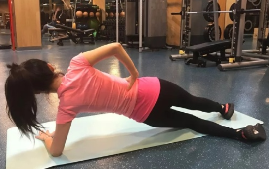 霍思燕的產后減肥方法 霍思燕瘦身60斤的秘訣 霍思燕的產后減肥方法 霍思燕瘦身60斤的秘訣