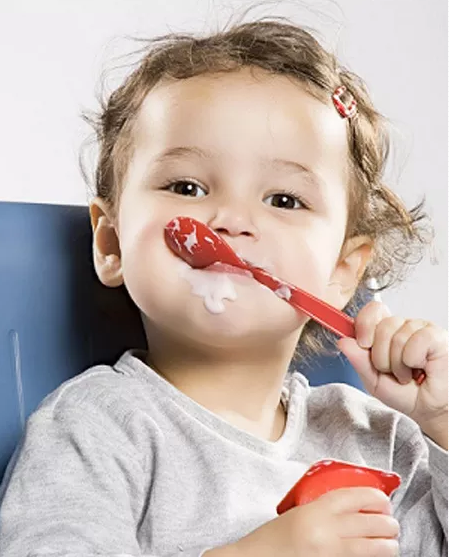 寶寶乳糖不耐受可以喝酸奶嗎 寶寶的酸奶怎么喝健康