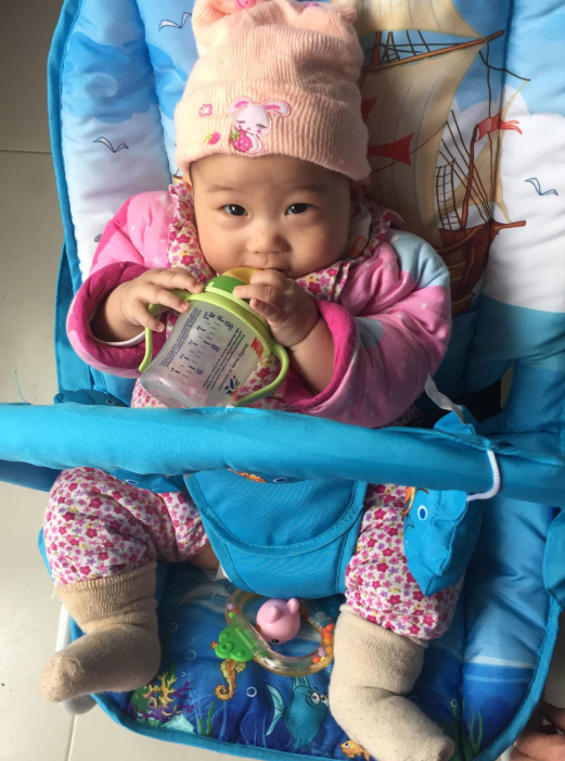 Cola Bebe寶寶搖椅怎么樣 Cola Bebe寶寶搖椅使用測(cè)評(píng) Cola Bebe寶寶搖椅怎么樣 Cola Bebe寶寶搖椅使用測(cè)評(píng)