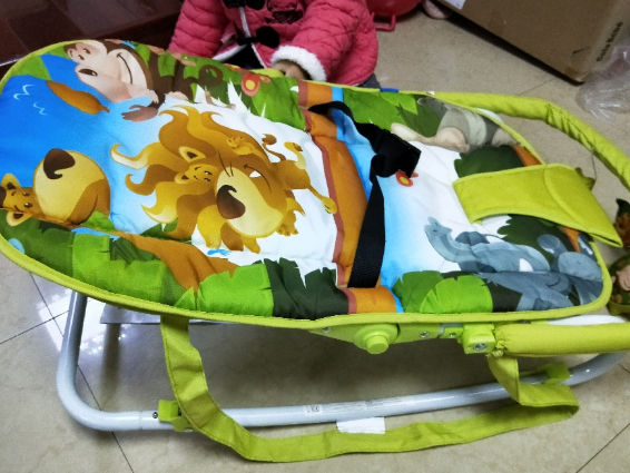 Cola Bebe兒童搖椅質(zhì)量好嗎 Cola Bebe兒童搖椅使用測評。