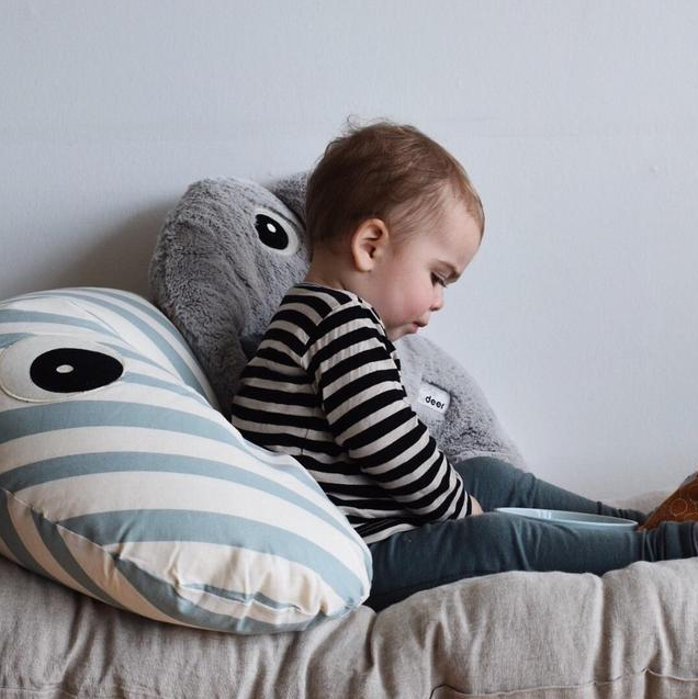 孩子一生氣就亂扔東西怎么辦 孩子生氣亂扔東西解決方法 孩子一生氣就亂扔東西怎么辦 孩子生氣亂扔東西解決方法