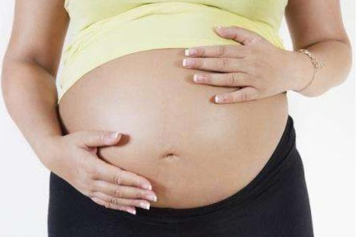 孕婦肚臍凹進去是怎么回事 孕婦肚臍凹是女孩嗎 孕婦肚臍凹進去是怎么回事 孕婦肚臍凹是女孩嗎