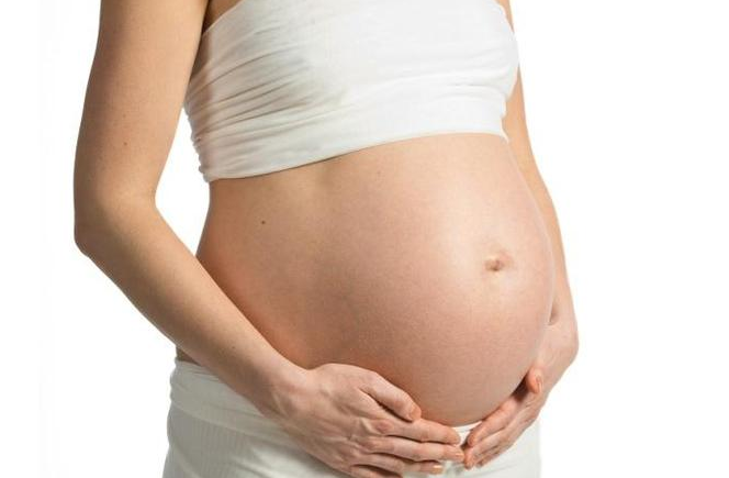 孕婦肚臍凹進去是怎么回事 孕婦肚臍凹是女孩嗎 孕婦肚臍凹進去是怎么回事 孕婦肚臍凹是女孩嗎