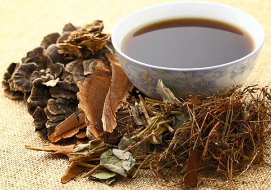 生完孩子第一天應該吃什么 順產/剖腹產第一天飲食推薦