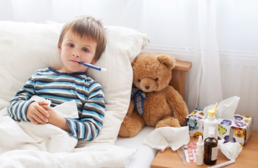 寶寶積食引起的發燒有什么癥狀 積食引起的發燒怎么判斷