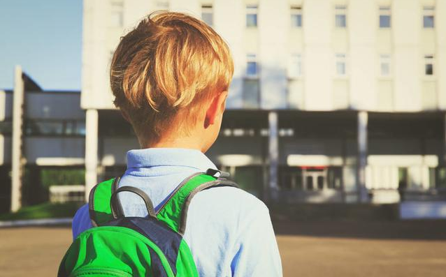 窮養的孩子更有出息嗎 如何正確養育男孩子有出息