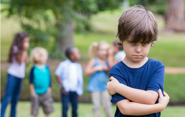 窮養的孩子更有出息嗎 如何正確養育男孩子有出息
