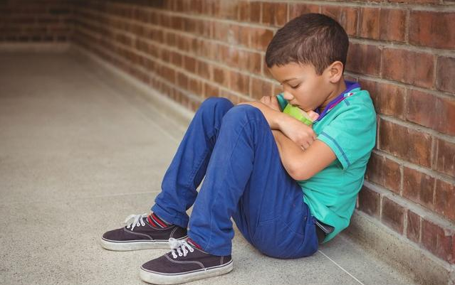 窮養的孩子更有出息嗎 如何正確養育男孩子有出息