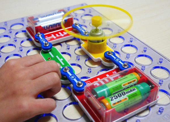 電子積木寶寶怎么玩 電子積木寶寶喜歡嗎 電子積木寶寶怎么玩 電子積木寶寶喜歡嗎